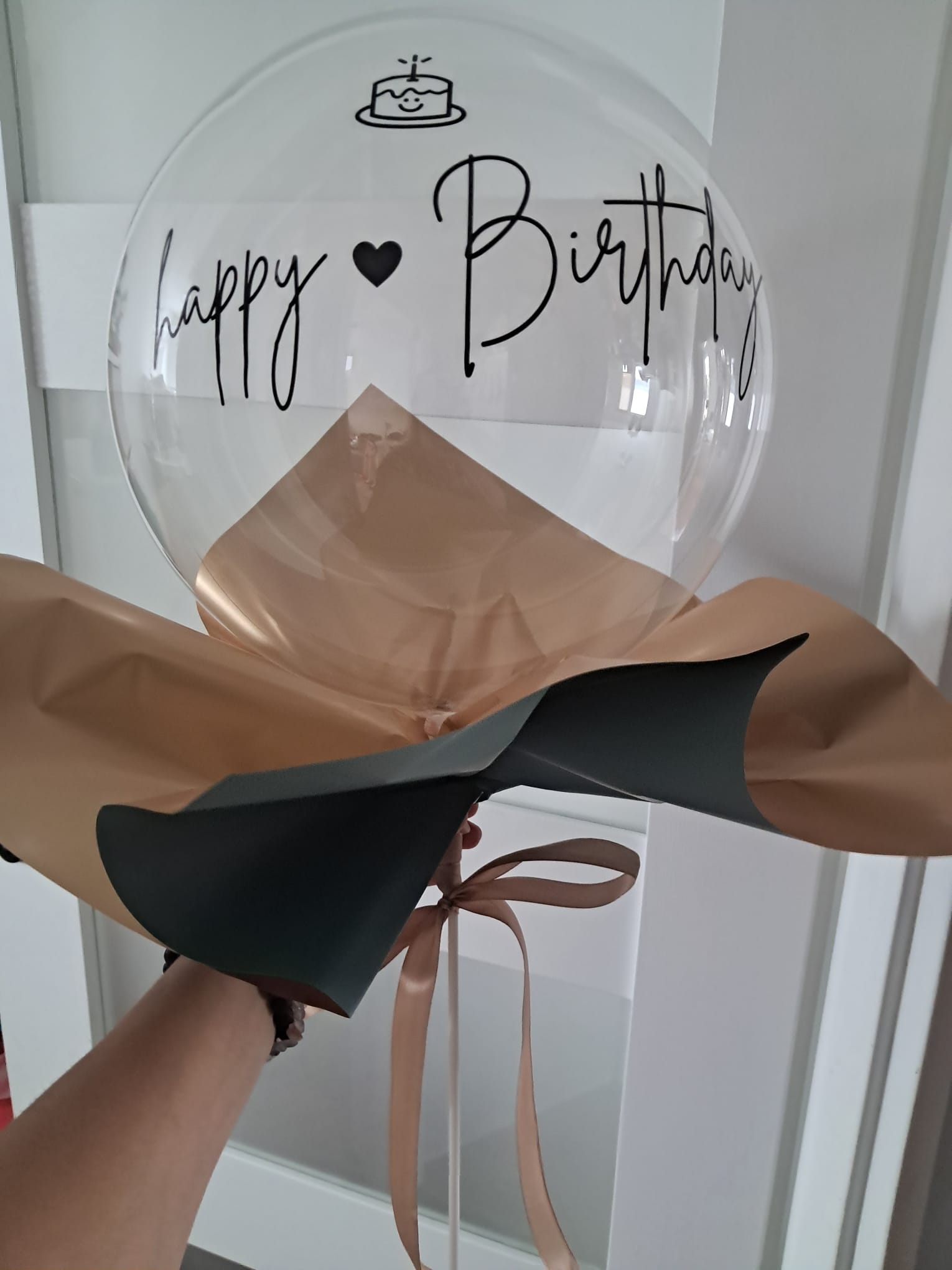 Prezenty personalizowane ( boxy prezentowe, balony prezentowe)